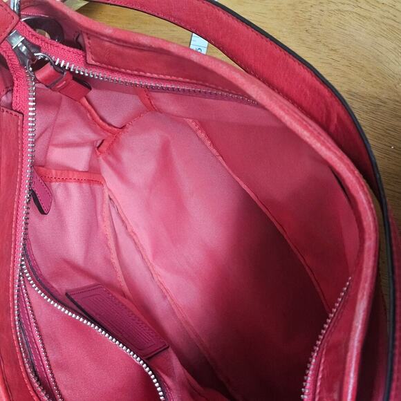 Coach Leather Coral-Red Sand Tan Hampton Weekender Hobo Bag Travel Vacation - Picture 9 of 10